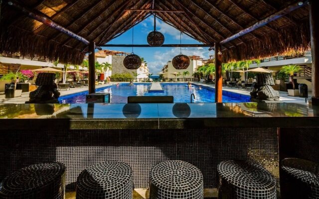 Beachfront Penthouse With Private Pool, Amazing!