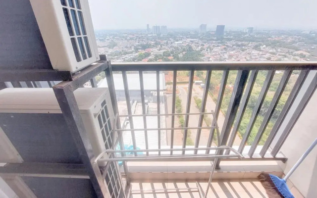 Spacious And Nice 2Br At Bintaro Embarcadero Apartment