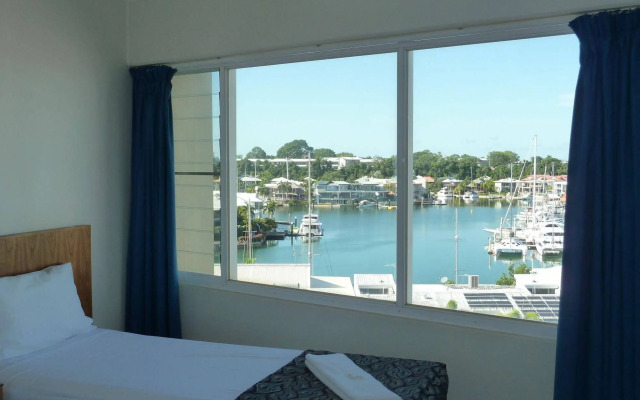Cullen Bay Resort