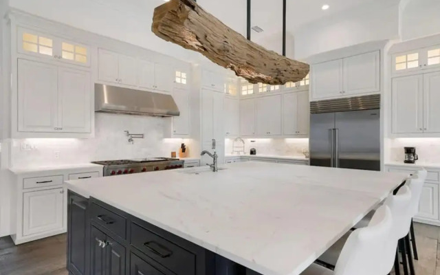 Bourbon Sea by Five Star Properties