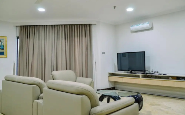 Fully Furnished with Spacious Design 3BR Penthouse Kondominium Golf Karawaci Apartment – Guest Rooms – Tangerang