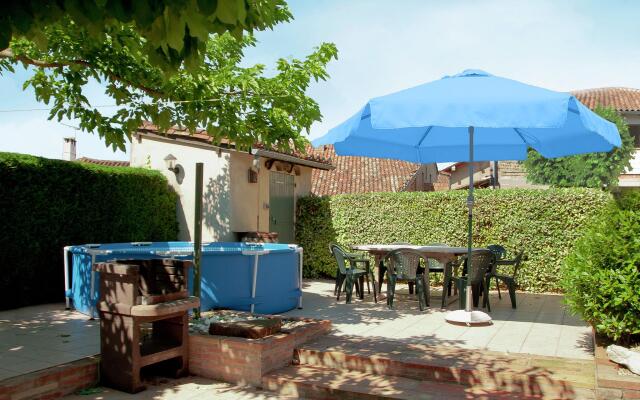 Cozy Holiday Home in Piquecos with Private Swimming Pool