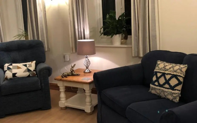 Wagon House, Bookham Court