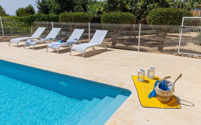 Sunshine Villa by Fidalsa