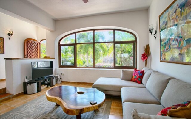 Quinta Delfin 3 BR by Casago