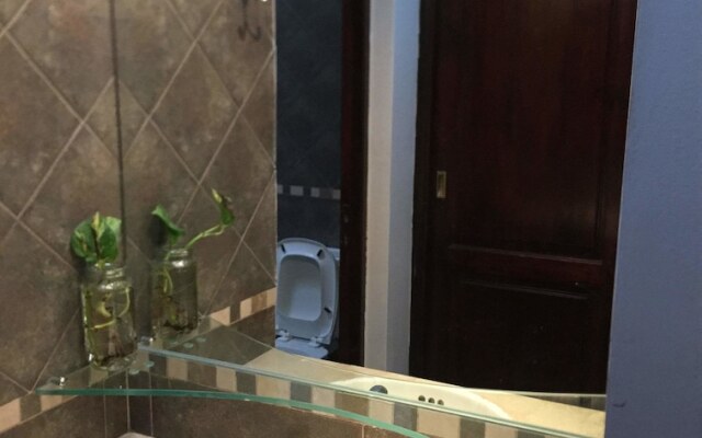 Beautiful House 2 to 9 People