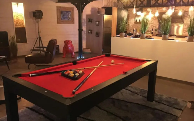 Amazing Villa in Nuaille-d'aunis With Sauna