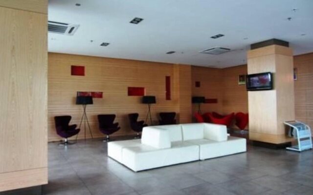Grand Court Hotel