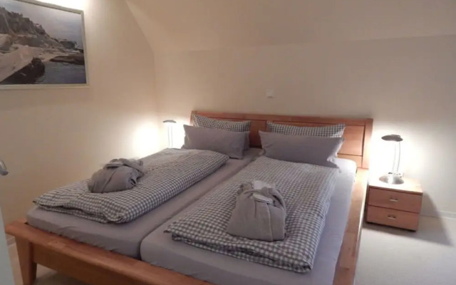 11 Bohler Brise Modern Retreat