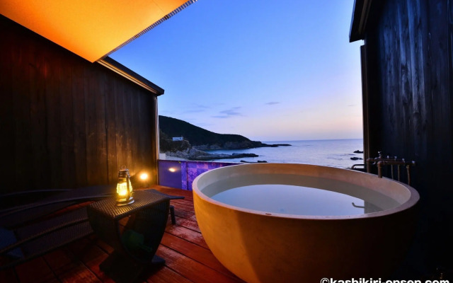 XYZ Private spa and Seaside Resort