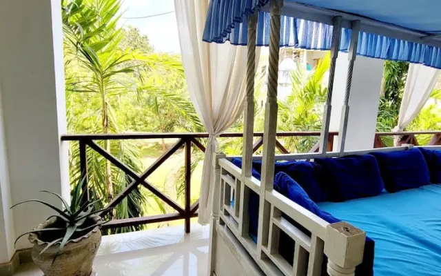 Green Malindi Apartments by RevSerene