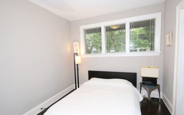 Hopkins Park Bed and Breakfast