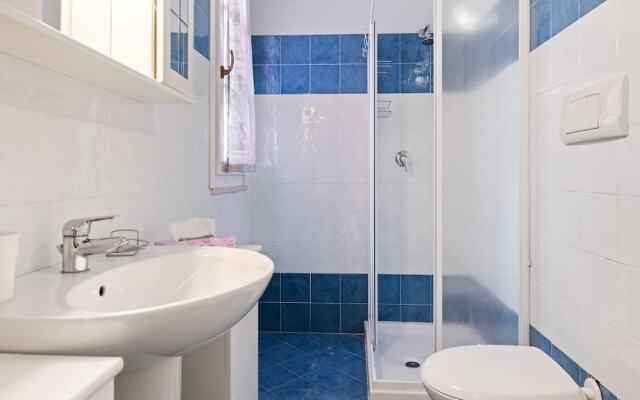 Attractive Residence on Lake Garda, Close to Manerba