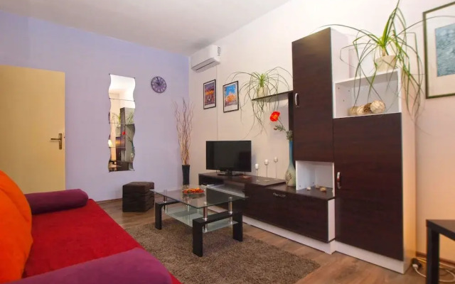 Apartment 1540