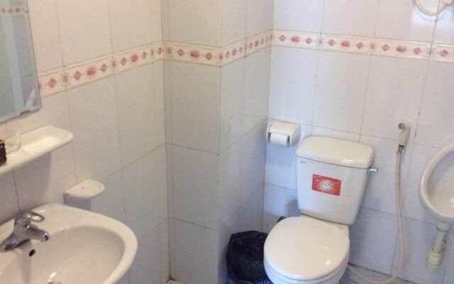 RedDoorz near Dai Hoc Ha Noi