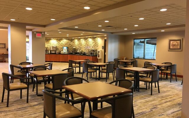 Coon Rapids North Metro Hotel to Norwood Inn & Suites