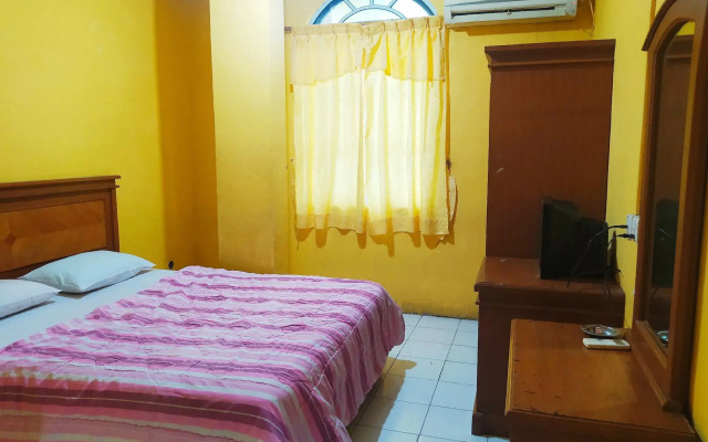 Hotel Andi By OYO
