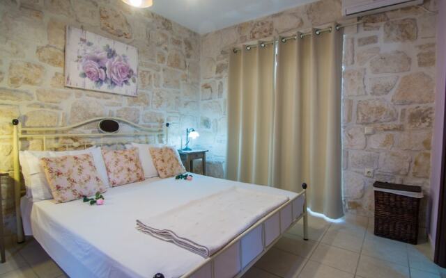 Olive Luxury Stone Villas