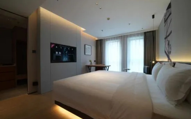 Manard International   Hotel