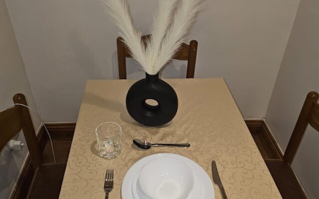Primely Located 1-bed Apartment in Brighton