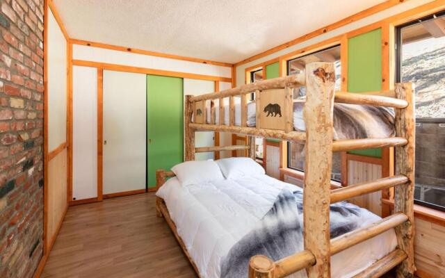 Moonlight Ridge 1929 By Big Bear Vacations