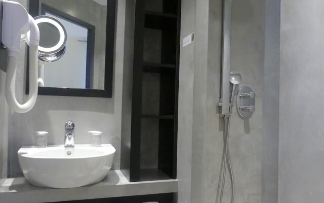 Logis Hôtel Saint-Guirec et de la Plage