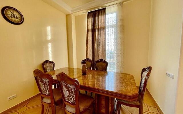 Yerevan House apartment 16