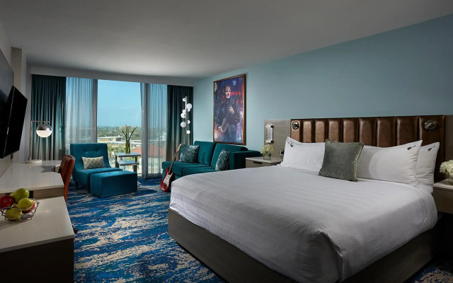 Metropole Hotel