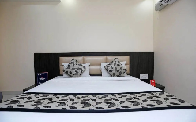 Hotel Nandgiri Palace