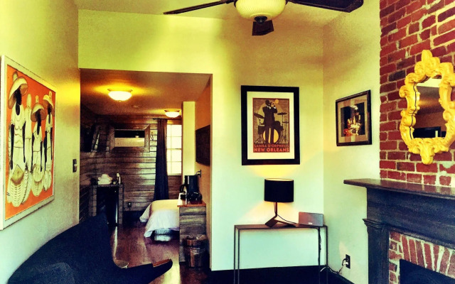Royal Street Inn and R Bar