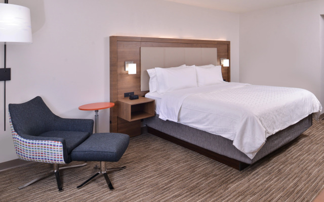 Holiday Inn Express Hotel & Suites Mesquite by IHG