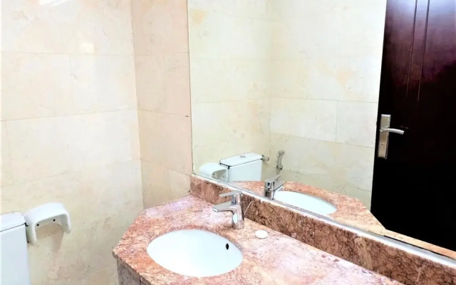 Stunning 1bedroom With Balcony in Business Bay