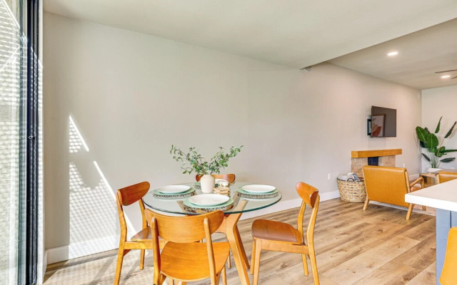 Outdoor Entertainment Space: Home in Scottsdale