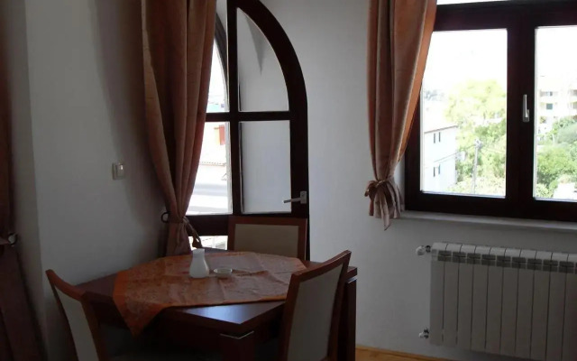Villa Nada Apartments