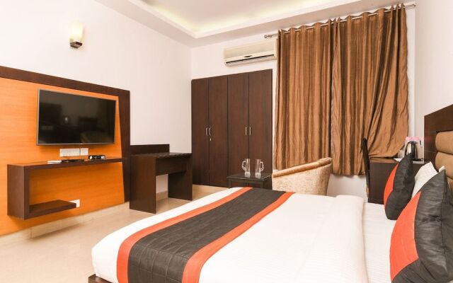 Oyo 15540 Jani Homes