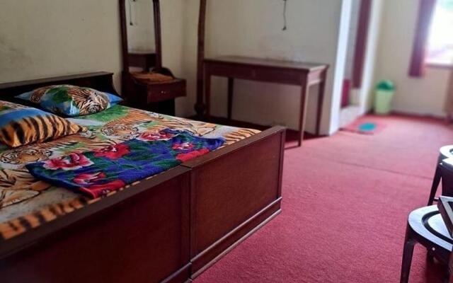 Wisma & Kantin Amanda by ZUZU