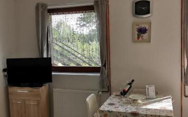 Apartman Deda