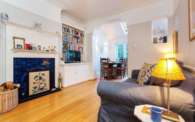 Enchanting in East Sheen