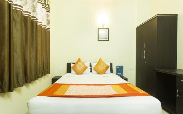 OYO 10221 Hotel E Serai