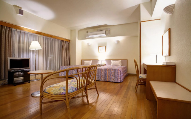 Hotel Yugaf Inn Bise