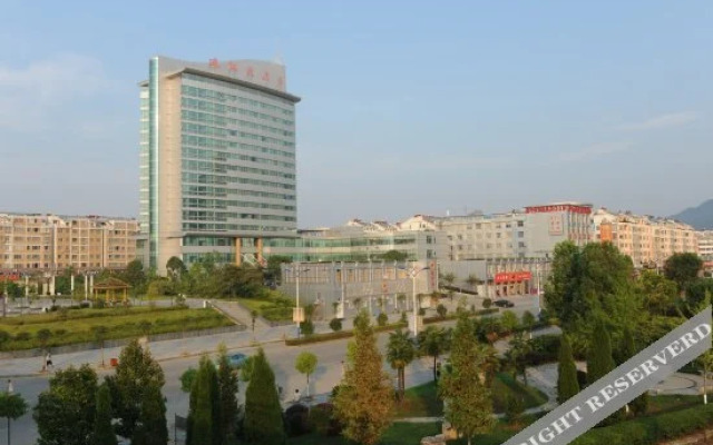 Fengning Zhujiang Hotel