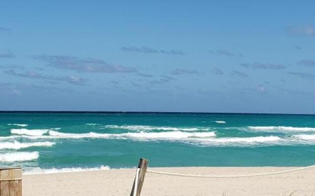 Private 2/2 Beachfront Jr Ste Condo