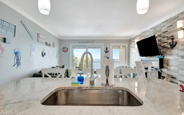 The Flamingo Balcony Waterview Heated Pool