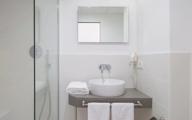 Playa Bella Beach Apartments