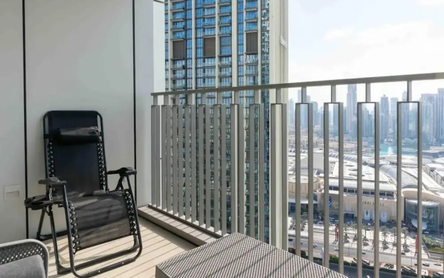 Regal 3BR Maid w Burj Khalifa View Balcony