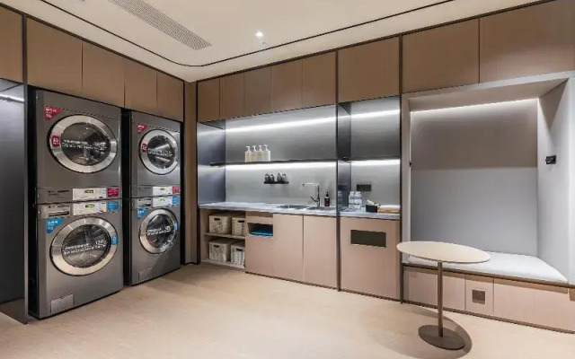 Yiling Hotel