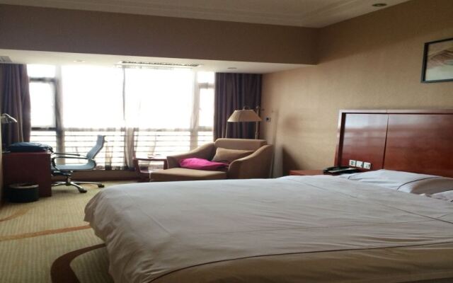 Kunming Baohai Mingzhu Hotel