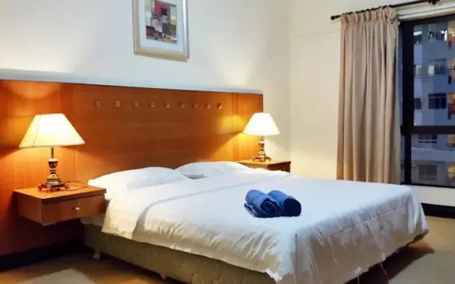 Waterfront Holiday Suites @ Marina Court Resort Kota Kinabalu