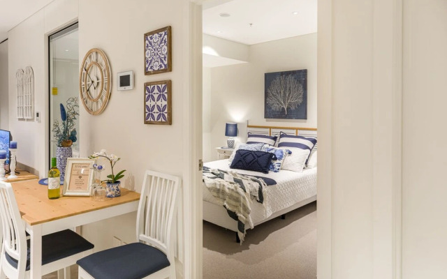 Hamptons Retreat on Level 77 Skytower