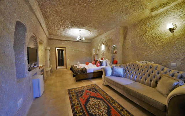 Dedeli Konak Cave Hotel